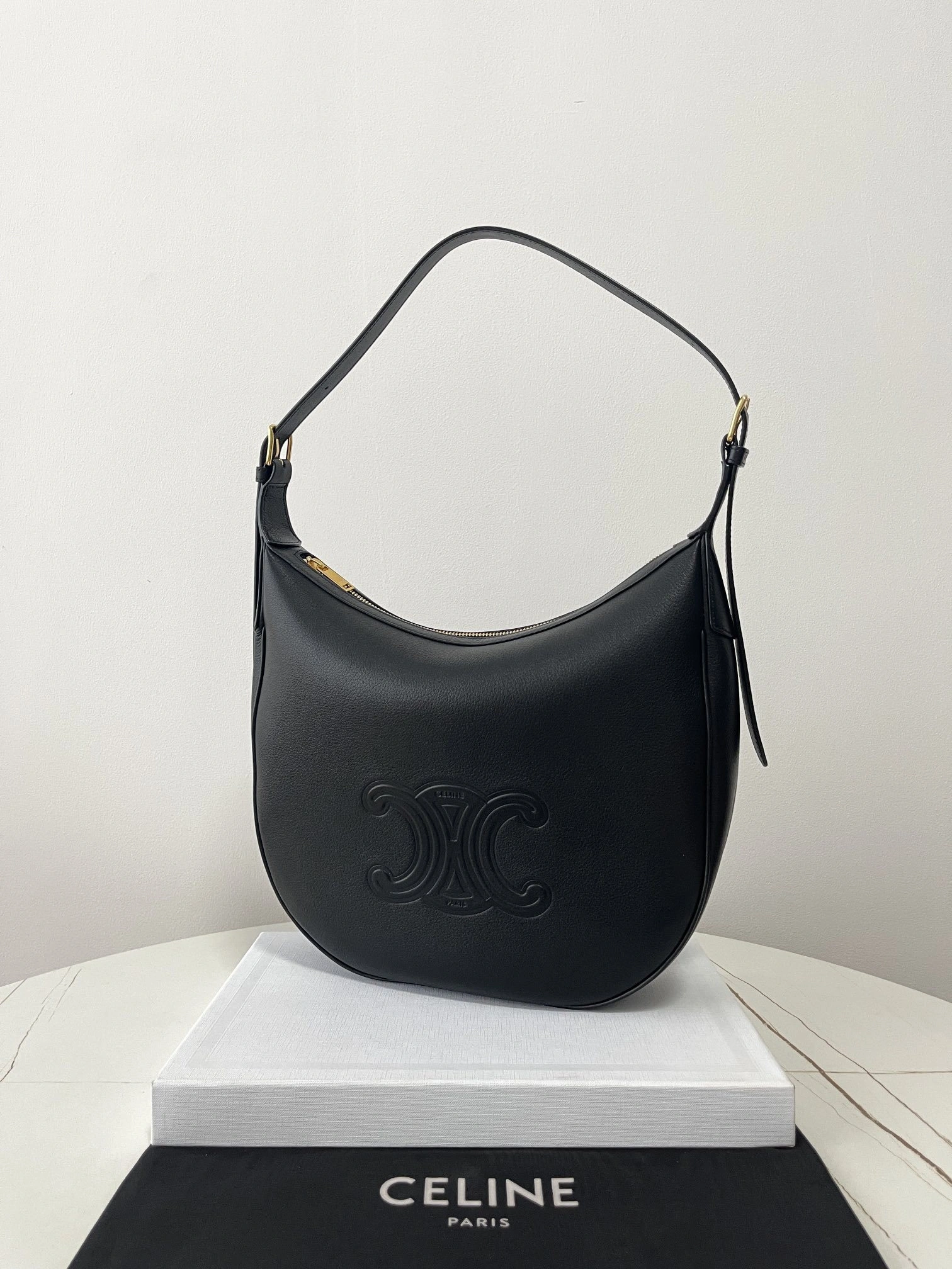 MOMO---114713FLH.38NO 114713FLH-38NO cowhide item:D-B806D1504